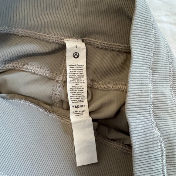 Lululemon Dance Studio Mid-Rise Jogger *Full Length - Picture 4 of 7